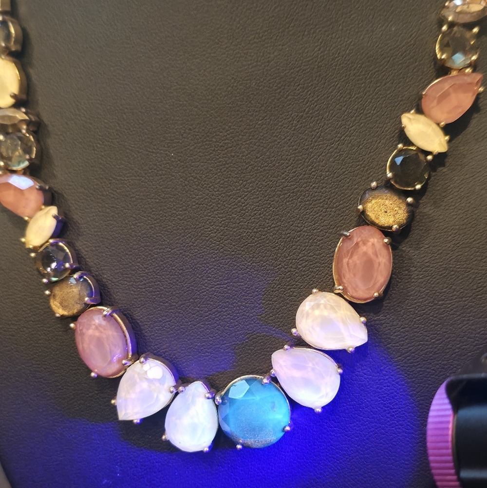 LOFT Glass Glow Necklace 20" - Picture 2 of 5